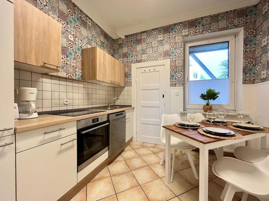 Apartment Perlmutt Mit Balkon Husum  Luaran gambar